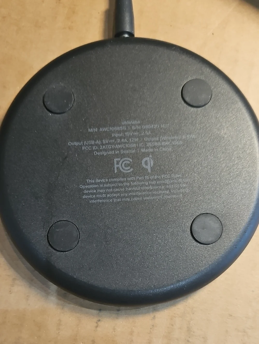 Anker Black Wireless Charging Pad - Fast Qi Charger